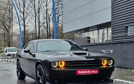 Dodge Challenger III рестайлинг 2, 2020 год, 7 800 000 рублей, 19 фотография