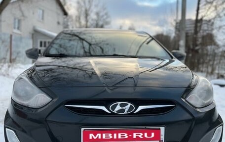 Hyundai Solaris II рестайлинг, 2012 год, 885 000 рублей, 4 фотография