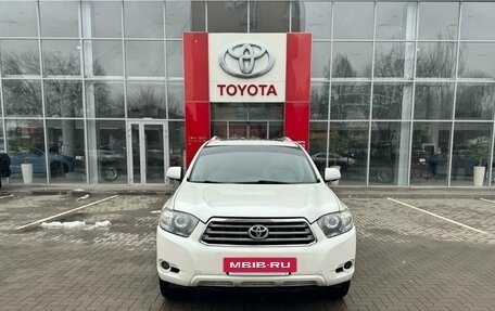 Toyota Highlander III, 2009 год, 1 690 000 рублей, 2 фотография