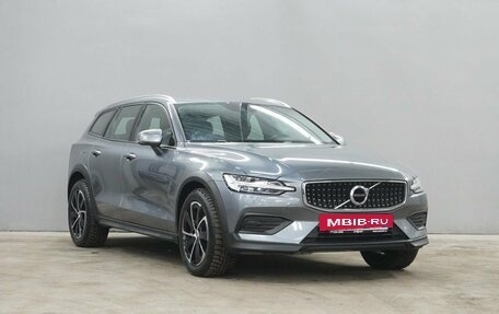 Volvo V60 II, 2021 год, 4 570 000 рублей, 3 фотография