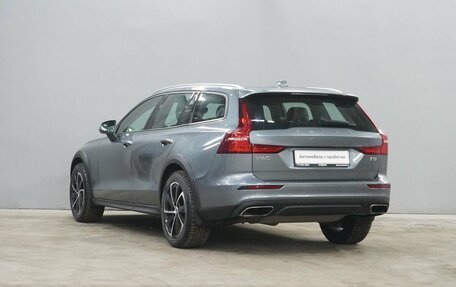 Volvo V60 II, 2021 год, 4 570 000 рублей, 6 фотография