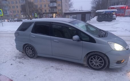 Honda Fit Shuttle I рестайлинг, 2012 год, 1 070 000 рублей, 4 фотография