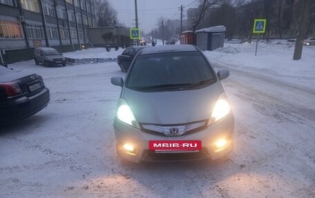 Honda Fit Shuttle I рестайлинг, 2012 год, 1 070 000 рублей, 2 фотография