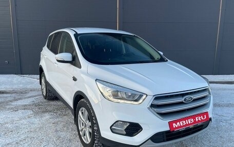 Ford Kuga III, 2018 год, 1 799 000 рублей, 3 фотография