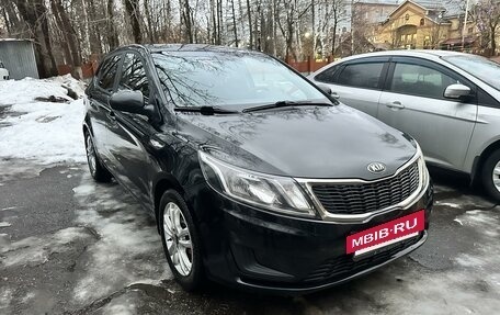 KIA Rio III рестайлинг, 2013 год, 890 000 рублей, 2 фотография