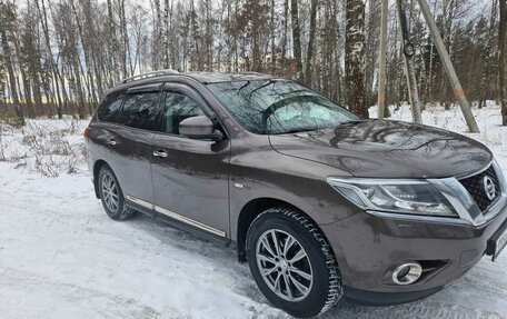 Nissan Pathfinder, 2015 год, 1 620 000 рублей, 6 фотография