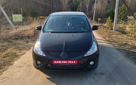 Mitsubishi Grandis, 2006 год, 700 000 рублей, 22 фотография