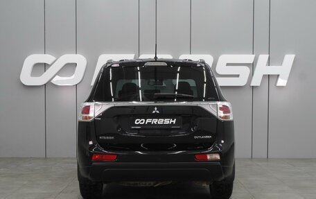 Mitsubishi Outlander III рестайлинг 3, 2012 год, 1 499 000 рублей, 4 фотография