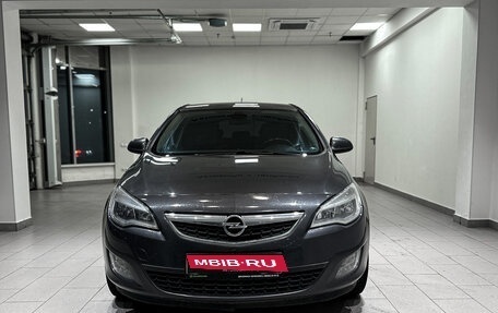 Opel Astra J, 2010 год, 722 000 рублей, 2 фотография