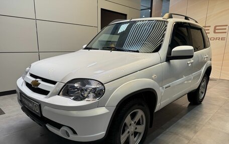 Chevrolet Niva I рестайлинг, 2013 год, 830 000 рублей, 3 фотография