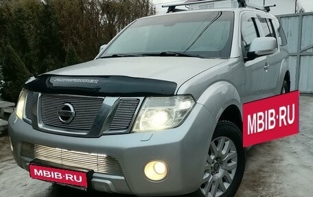 Nissan Pathfinder, 2011 год, 1 550 000 рублей, 1 фотография