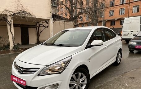 Hyundai Solaris II рестайлинг, 2016 год, 1 170 000 рублей, 1 фотография