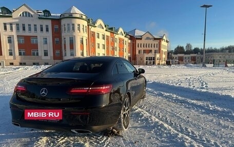 Mercedes-Benz E-Класс, 2018 год, 4 500 000 рублей, 3 фотография