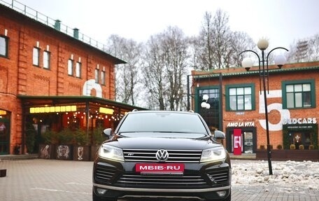 Volkswagen Touareg III, 2016 год, 3 700 000 рублей, 2 фотография