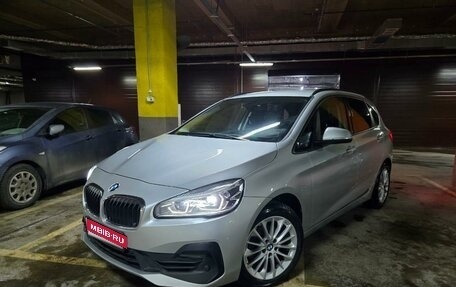 BMW 2 серия Active Tourer F45, 2018 год, 2 500 000 рублей, 1 фотография