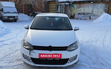 Volkswagen Polo VI (EU Market), 2011 год, 780 000 рублей, 2 фотография