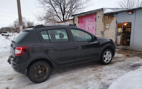 Renault Sandero II рестайлинг, 2015 год, 1 100 000 рублей, 6 фотография