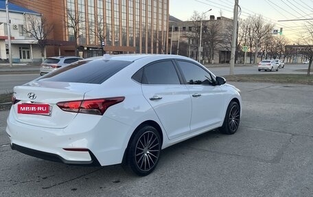 Hyundai Solaris II рестайлинг, 2019 год, 1 800 000 рублей, 6 фотография