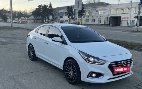 Hyundai Solaris II рестайлинг, 2019 год, 1 800 000 рублей, 8 фотография