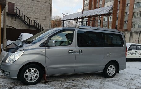 Hyundai Grand Starex Grand Starex I рестайлинг 2, 2011 год, 2 000 000 рублей, 5 фотография