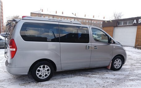 Hyundai Grand Starex Grand Starex I рестайлинг 2, 2011 год, 2 000 000 рублей, 8 фотография