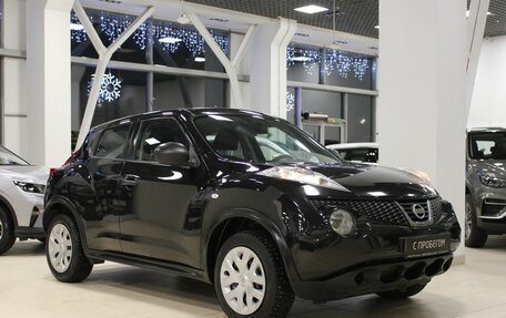 Nissan Juke II, 2014 год, 945 000 рублей, 3 фотография