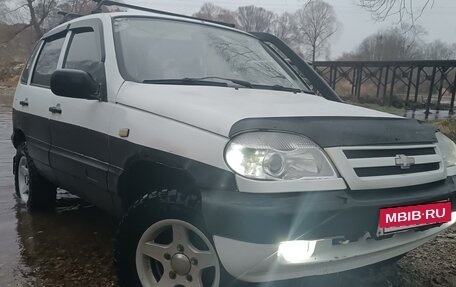 Chevrolet Niva I рестайлинг, 2003 год, 280 000 рублей, 6 фотография