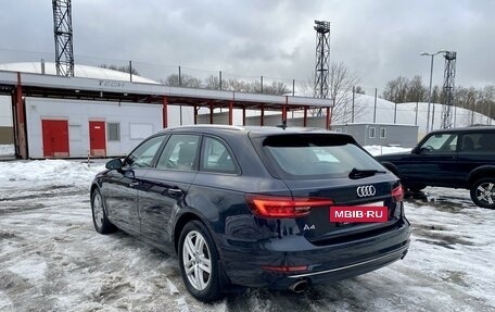 Audi A4, 2017 год, 2 850 000 рублей, 6 фотография