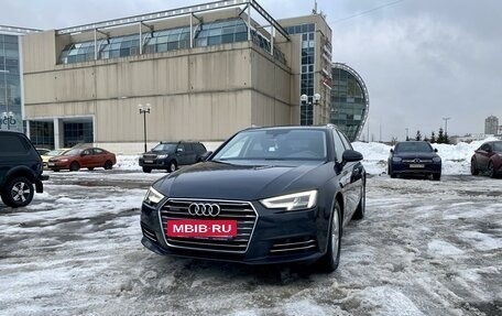 Audi A4, 2017 год, 2 850 000 рублей, 2 фотография