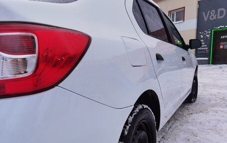 Renault Logan II, 2019 год, 760 000 рублей, 10 фотография