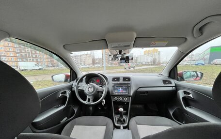 Volkswagen Polo VI (EU Market), 2012 год, 680 000 рублей, 14 фотография