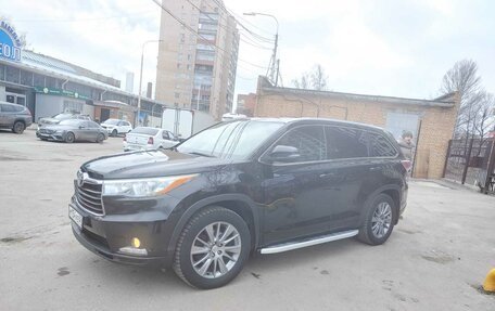 Toyota Highlander III, 2014 год, 2 700 000 рублей, 6 фотография