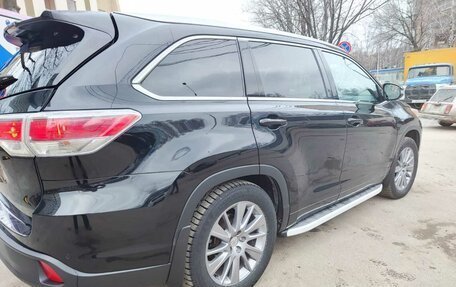 Toyota Highlander III, 2014 год, 2 700 000 рублей, 9 фотография