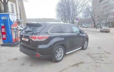 Toyota Highlander III, 2014 год, 2 700 000 рублей, 11 фотография