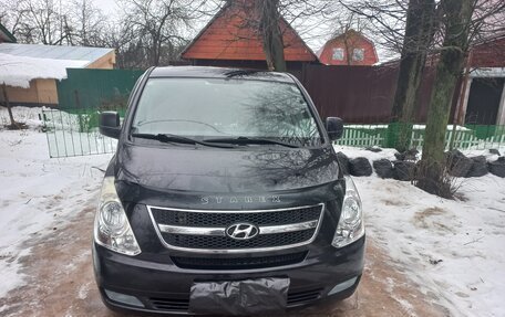 Hyundai Grand Starex Grand Starex I рестайлинг 2, 2011 год, 2 500 000 рублей, 4 фотография