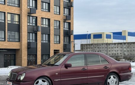 Mercedes-Benz E-Класс, 1996 год, 500 000 рублей, 3 фотография