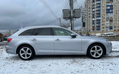 Audi A4, 2019 год, 2 300 000 рублей, 4 фотография