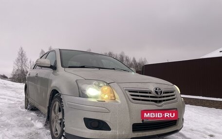 Toyota Avensis III рестайлинг, 2006 год, 660 000 рублей, 2 фотография