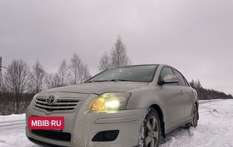 Toyota Avensis III рестайлинг, 2006 год, 660 000 рублей, 3 фотография