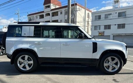 Land Rover Defender II, 2021 год, 7 575 000 рублей, 3 фотография