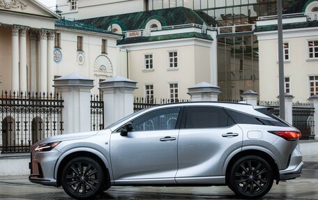 Lexus RX IV рестайлинг, 2023 год, 12 000 000 рублей, 4 фотография