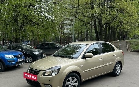 KIA Rio II, 2011 год, 785 000 рублей, 3 фотография