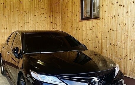 Toyota Camry, 2018 год, 2 950 000 рублей, 4 фотография