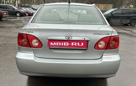 Toyota Corolla, 2004 год, 760 000 рублей, 4 фотография