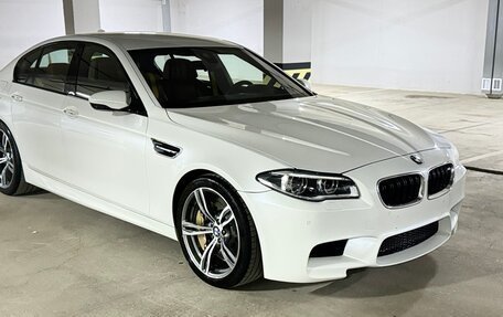 BMW M5, 2015 год, 4 950 000 рублей, 1 фотография