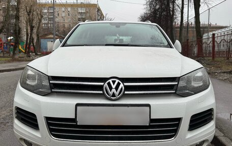 Volkswagen Touareg III, 2013 год, 3 200 000 рублей, 1 фотография