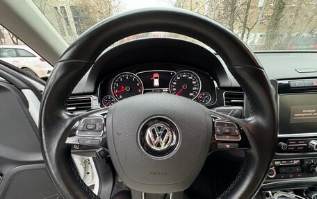 Volkswagen Touareg III, 2013 год, 3 200 000 рублей, 10 фотография