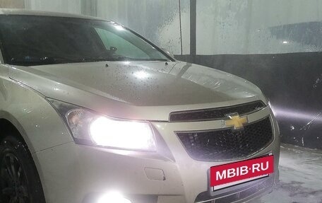 Chevrolet Cruze II, 2011 год, 750 000 рублей, 11 фотография