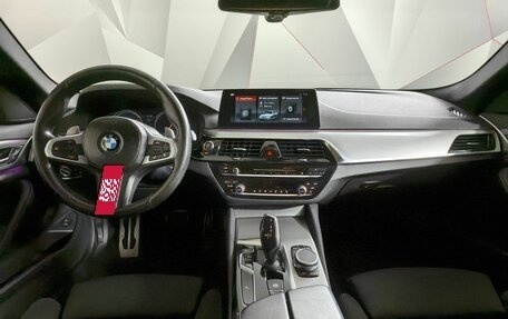 BMW 5 серия, 2018 год, 3 475 700 рублей, 7 фотография