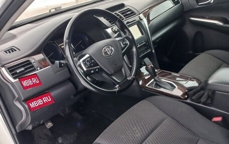 Toyota Camry, 2018 год, 2 380 000 рублей, 1 фотография